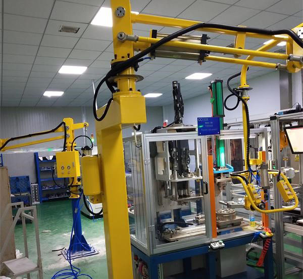 自立式機(jī)械手